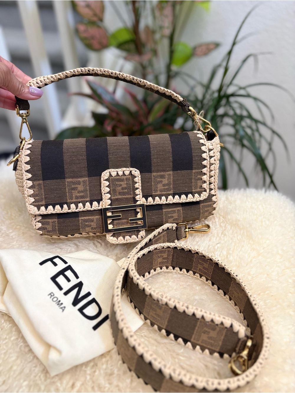 FENDI Fabric Jacquard Raffia Straw Pequin Gingham Woven Baguette Beige Black - Picture 14 of 16
